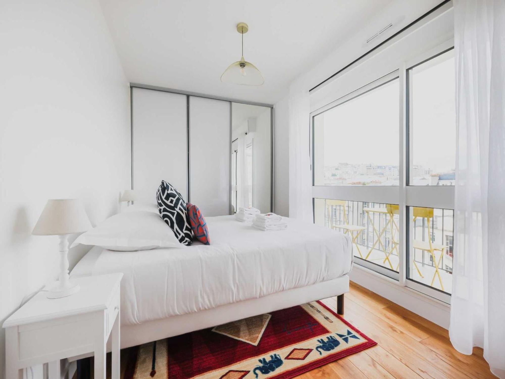 Apartment Exceptional 2 Balconies - 2bd 4p - Montmartre *