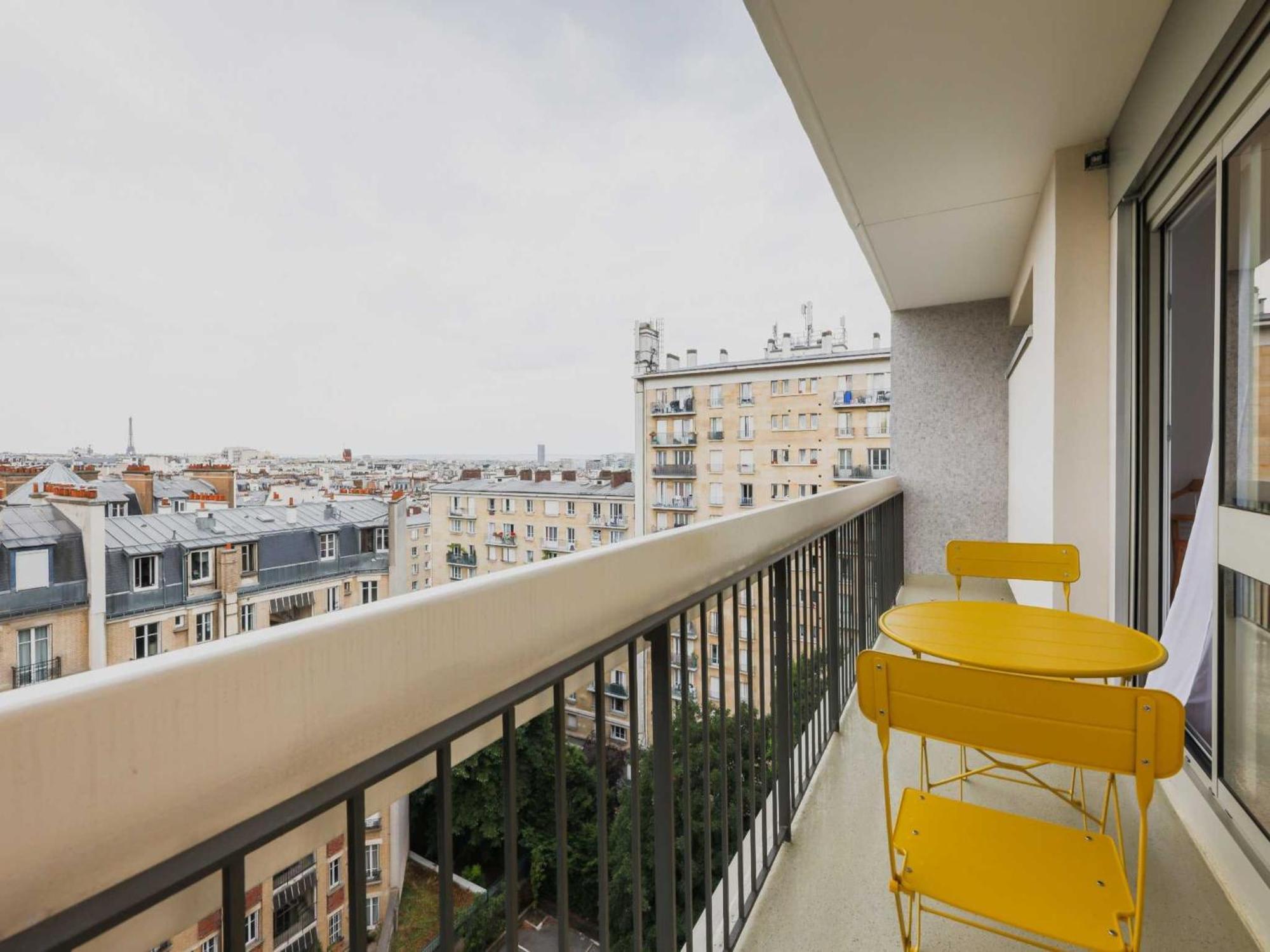 Exceptional 2 Balconies - 2bd 4p - Montmartre
